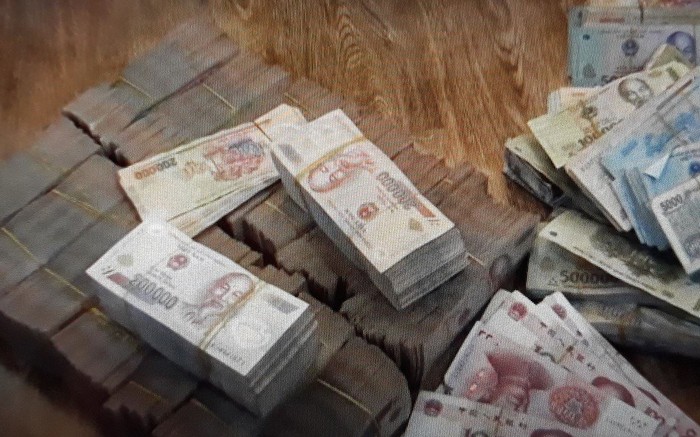 Choáng với tiền tỷ của "nữ quái" trong đường dây mua bán, tàng trữ 20 bánh heroin