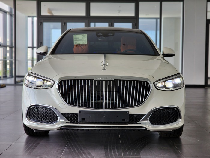 Mercedes-Maybach S 450 chính hãng về đại lý: Giá 8,2 tỷ đồng, phiên bản hợp ví hơn cho khách Việt - Ảnh 3.