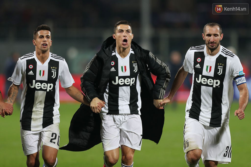 Họa mi Ronaldo hót vang trên chấm penalty, phá kỷ lục tồn tại 60 năm của Juventus - Ảnh 13.