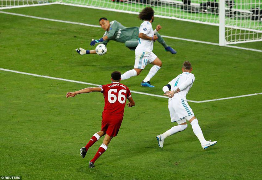 Bale lập si&ecirc;u phẩm xe đạp chổng ngược, h&oacute;a si&ecirc;u anh h&ugrave;ng trong trận chung kết - Ảnh 10.