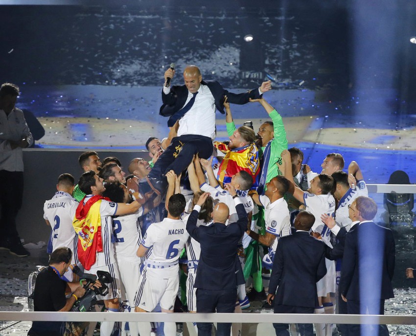 HLV Zidane v&agrave; những khoảnh khắc tột đỉnh vinh quang c&ugrave;ng Real Madrid - Ảnh 8.