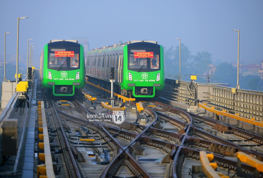 Trải nghiệm tàu đường sắt trên cao Cát Linh - Hà Đông ngày chạy thử- Ảnh 2.