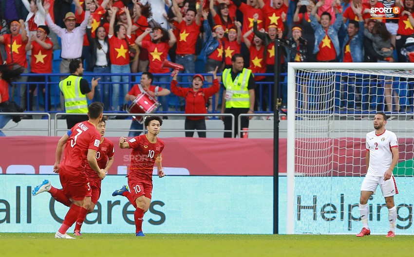 Tuyển Việt Nam chơi thăng hoa sau khi nhận bàn thua đầu tiên trước Jordan - Ảnh 10.