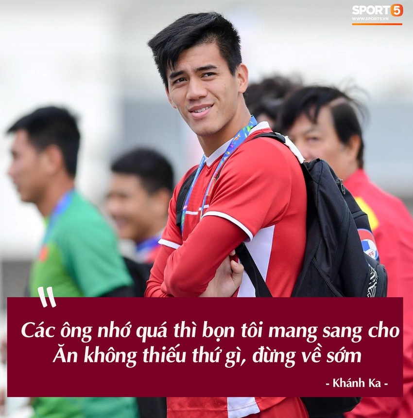 Trước v&ograve;ng đấu loại trực tiếp Asian Cup 2019, Đặng Văn L&acirc;m tuy&ecirc;n bố: Anh sẽ về, nhưng kh&ocirc;ng phải h&ocirc;m nay - Ảnh 3.