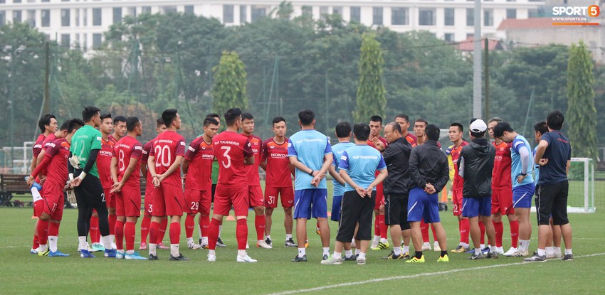 Sau Xu&acirc;n Trường, tuyển Việt Nam tiếp tục thiệt qu&acirc;n v&igrave; chấn thương - Ảnh 1.