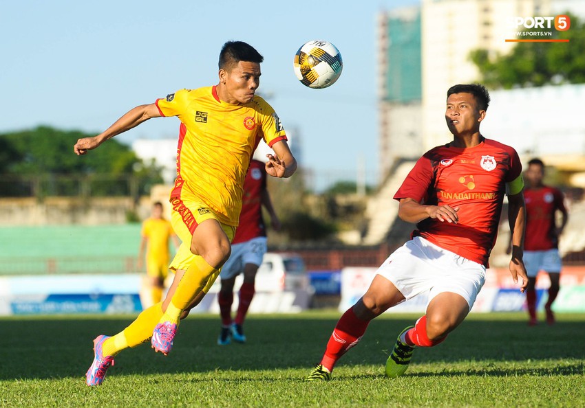 Đánh bại Phố Hiến trong trận play-off kịch tính, Thanh Hoá FC chính thức trụ hạng  - Ảnh 1.