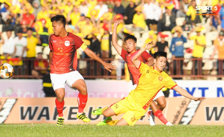 Đánh bại Phố Hiến trong trận play-off kịch tính, Thanh Hoá FC chính thức trụ hạng  - Ảnh 4.