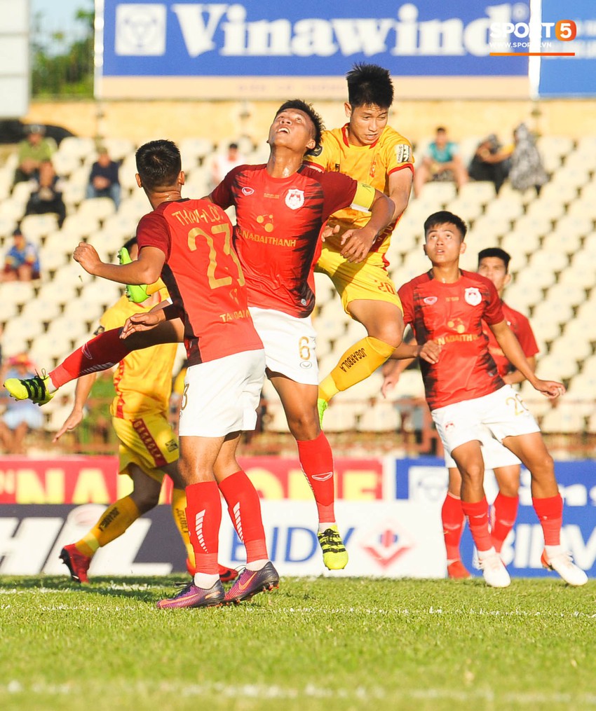 Đánh bại Phố Hiến trong trận play-off kịch tính, Thanh Hoá FC chính thức trụ hạng  - Ảnh 3.