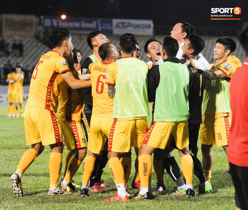 Đánh bại Phố Hiến trong trận play-off kịch tính, Thanh Hoá FC chính thức trụ hạng  - Ảnh 11.