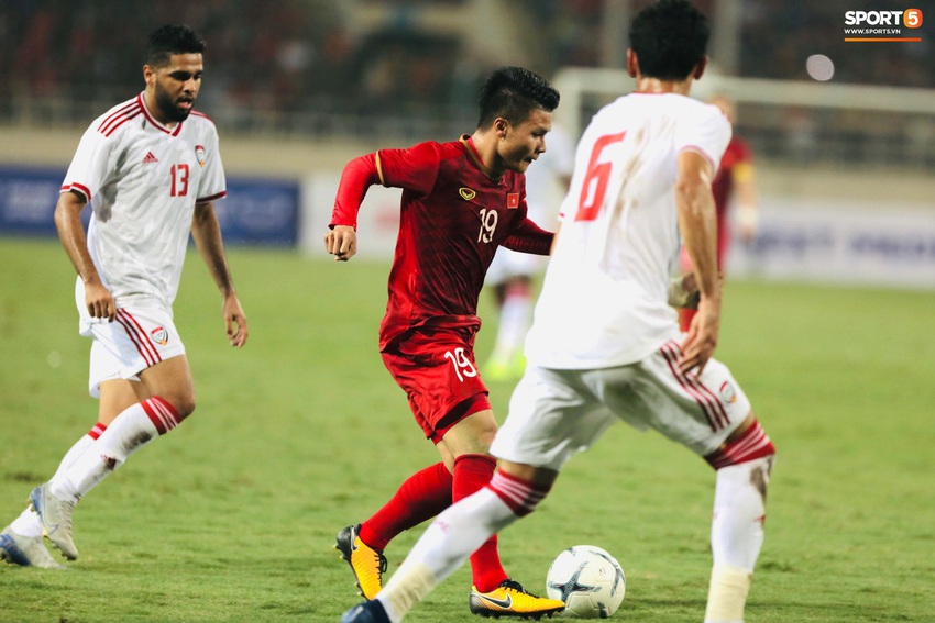 Không trực tiếp ghi bàn, Quang Hải vẫn khiến hậu vệ UAE khiếp sợ với đôi chân “ma thuật” - Ảnh 3.