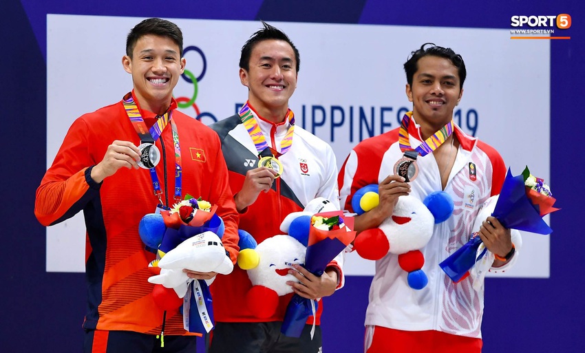 Nguyễn Huy Hoàng - Kình ngư sinh năm 2000 phá kỉ lục SEA Games và mở hàng huy chương vàng cho đội bơi Việt Nam - Ảnh 12.