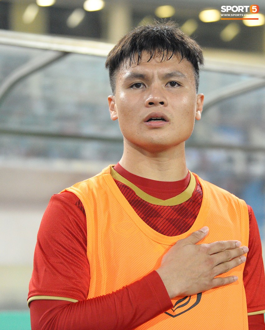 Đ&igrave;nh Trọng nắm tay trợ l&yacute; Lee Young-jin đầy t&igrave;nh cảm - Ảnh 4.