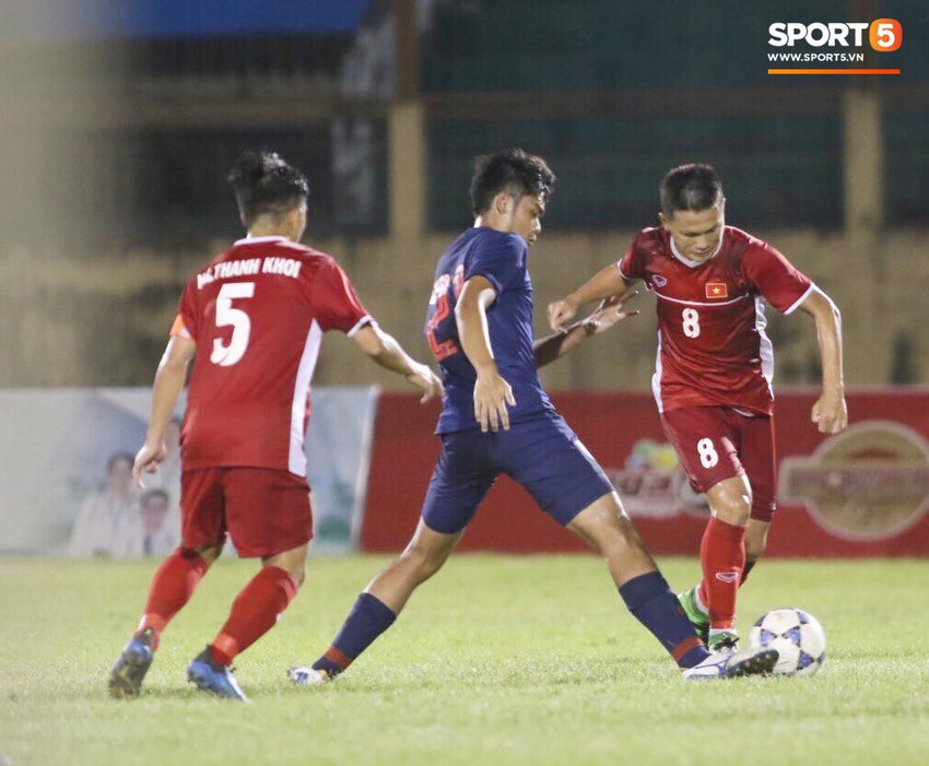 Bùng nổ khoảnh khắc U19 Việt Nam tiếp bước đàn anh, đánh bại người Thái tại giải U19 Quốc tế - Ảnh 1.