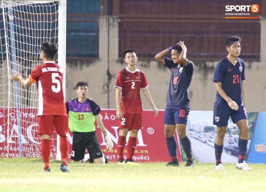 Bùng nổ khoảnh khắc U19 Việt Nam tiếp bước đàn anh, đánh bại người Thái tại giải U19 Quốc tế - Ảnh 5.
