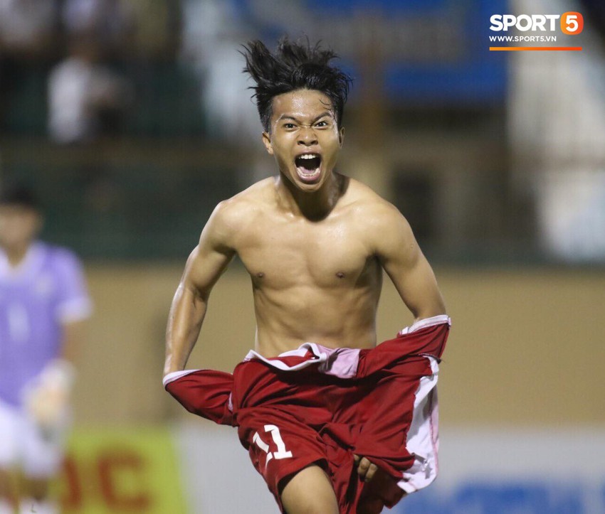 Bùng nổ khoảnh khắc U19 Việt Nam tiếp bước đàn anh, đánh bại người Thái tại giải U19 Quốc tế - Ảnh 3.