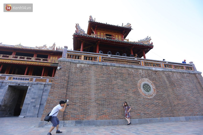 Clip: Diện mạo mới của cổng Ngọ Môn ở Đại Nội Huế sau khi được lột bỏ bụi thời gian - Ảnh 12.