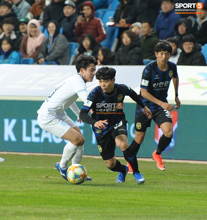 Công Phượng lặng người nhìn Incheon United thủng lưới - Ảnh 10.