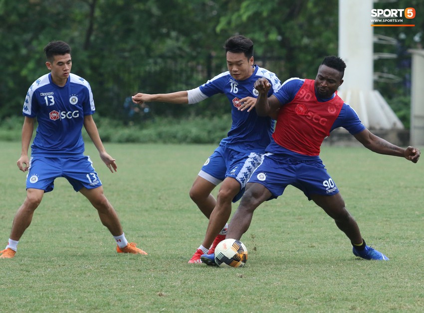 Đức Huy đau nhẹ, thêm 1 tuyển thủ U23 được HLV Chu Đình Nghiêm trao cơ hội thi đấu - Ảnh 7.