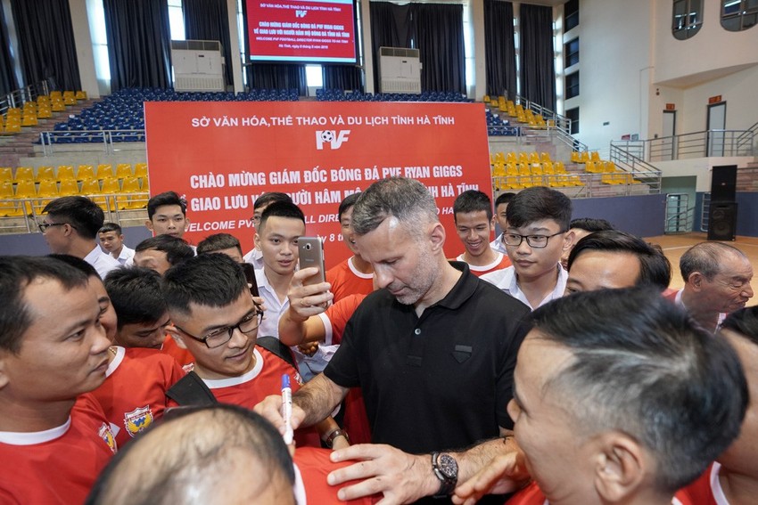 Huyền thoại Ryan Giggs nỗ lực giúp Việt Nam hiện thực hóa giấc mơ tham dự World Cup 2030 - Ảnh 9.