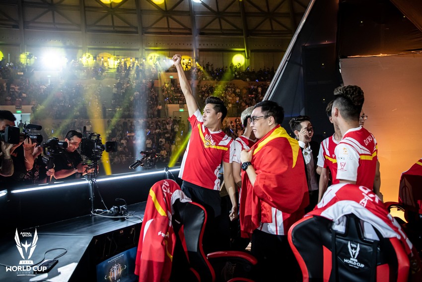 Chùm ảnh: Khoảnh khắc tuyển thủ Việt Nam vỡ oà hạnh phúc sau chiến thắng ngoạn mục trước TPE để lên ngôi vô địch AWC 2019 - Ảnh 3.