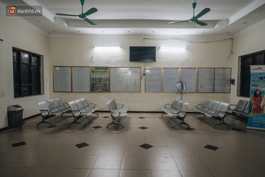 8 giờ trên chuyến tàu kỳ lạ nhất Việt Nam: Rời ga mà không có một hành khách nào - Ảnh 2.