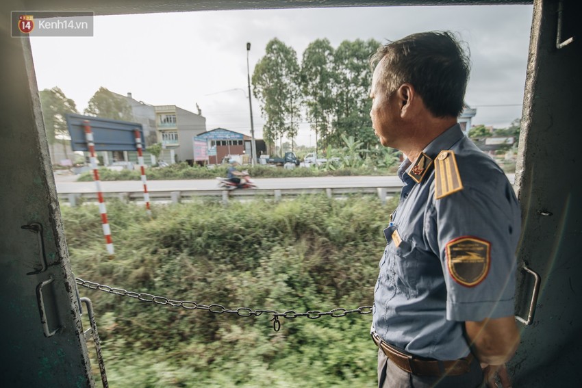 8 giờ trên chuyến tàu kỳ lạ nhất Việt Nam: Rời ga mà không có một hành khách nào - Ảnh 30.