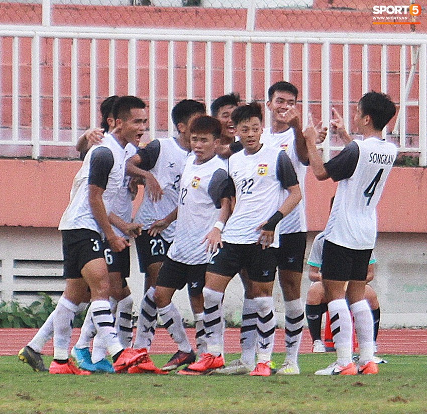 Cầu thủ U18 Lào lao vào xô xát với đối phương ngay sau thất bại tại giải U18 Đông Nam Á - Ảnh 5.