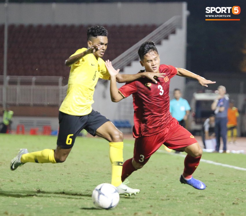 Ghi bàn phút cuối, U18 Việt Nam thắng kịch tính Malaysia ở trận ra quân U18 AFF Cup - Ảnh 3.