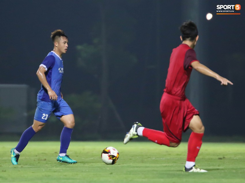 U19 Việt Nam thay đổi tích cực trong lần thử lửa đầu tiên dưới thời HLV trưởng Philippe Troussier - Ảnh 8.