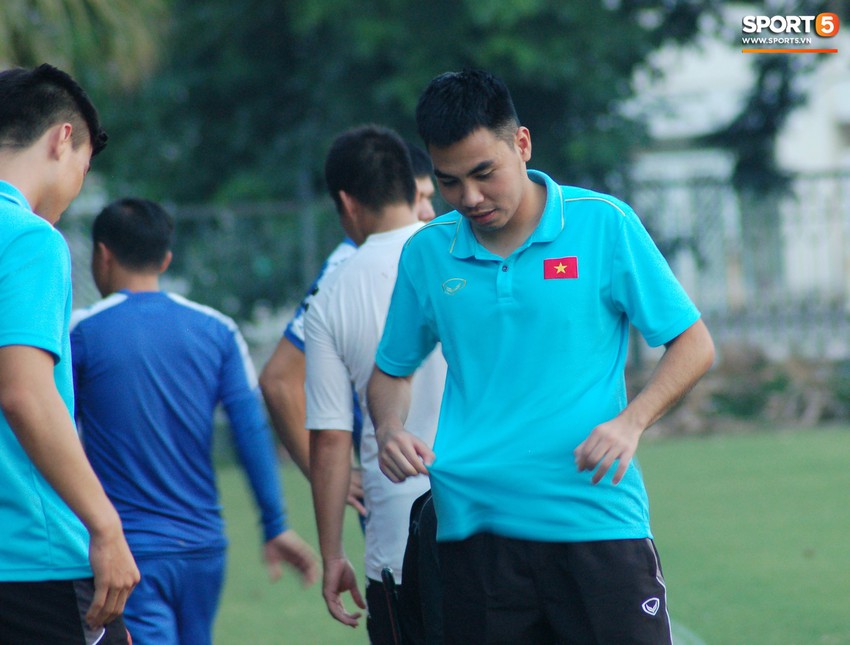 Quang Hải, Văn Hậu lao vào tập luyện cùng Hà Nội FC ngay sau khi trở về từ Thái Lan - Ảnh 7.