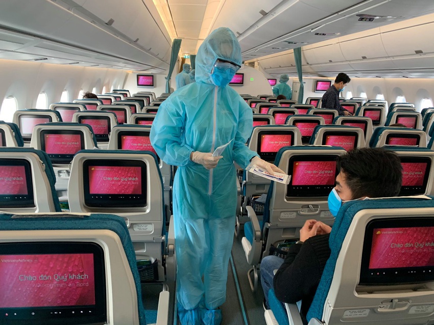 Bên trong những chuyến bay Vietnam Airlines đưa đồng bào về từ tâm dịch châu Âu - Ảnh 7.