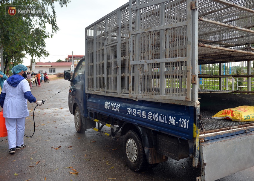 Bên trong xã Sơn Lôi khi chỉ còn vài giờ nữa chính thức được gỡ bỏ phong toả - Ảnh 2.