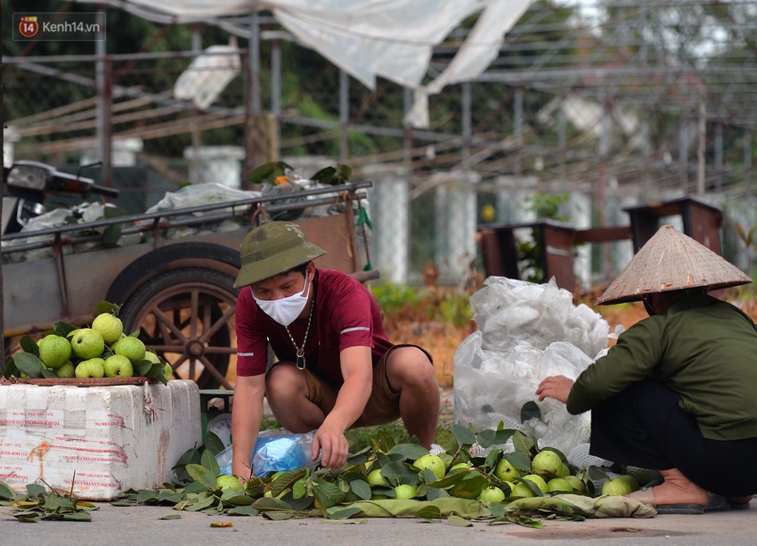 Những gánh hoa lại về với thôn Hạ Lôi: Dịch bệnh đi qua, mình còn khỏe, còn cuộc đời này để tiếp tục - Ảnh 12.