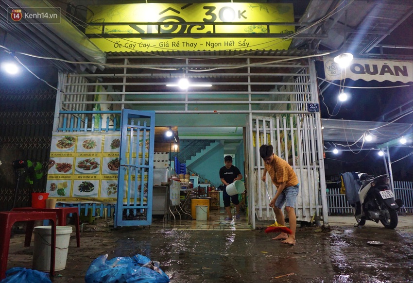 Nhiều hàng quán ở Đà Nẵng vẫn bất động dù đã được phép mở cửa, treo biển sang nhượng - Ảnh 15.