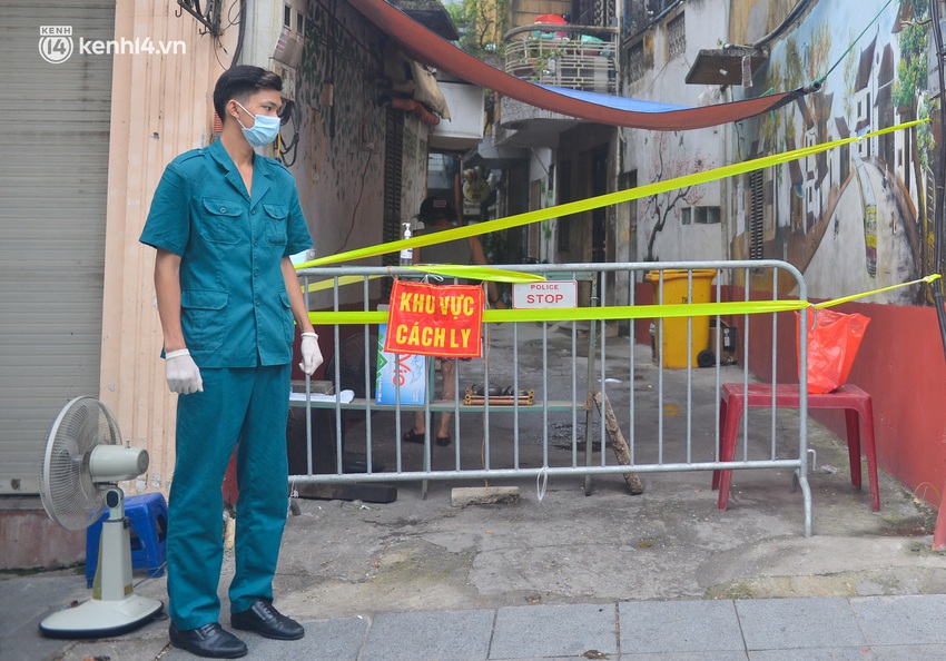H&agrave; Nội: Cận cảnh c&aacute;c khu vực phong toả 7.550 d&acirc;n thuộc 5 phường của quận Đống Đa - Ảnh 12.