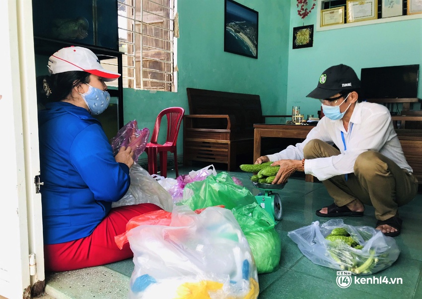 “Alo bác tổ trưởng ơi...!” - Chuyện trăm dâu đổ đầu tổ trưởng trong những ngày siết chặt giãn cách - Ảnh 1.