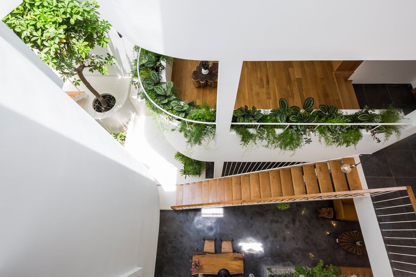 Bố mẹ chịu chơi x&acirc;y nh&agrave; 136m2 ở S&agrave;i th&agrave;nh tặng con g&aacute;i, kiến tr&uacute;c bổ đ&ocirc;i biệt lập nhưng vẫn kh&ocirc;ng thiếu sự gắn kết - Ảnh 5.