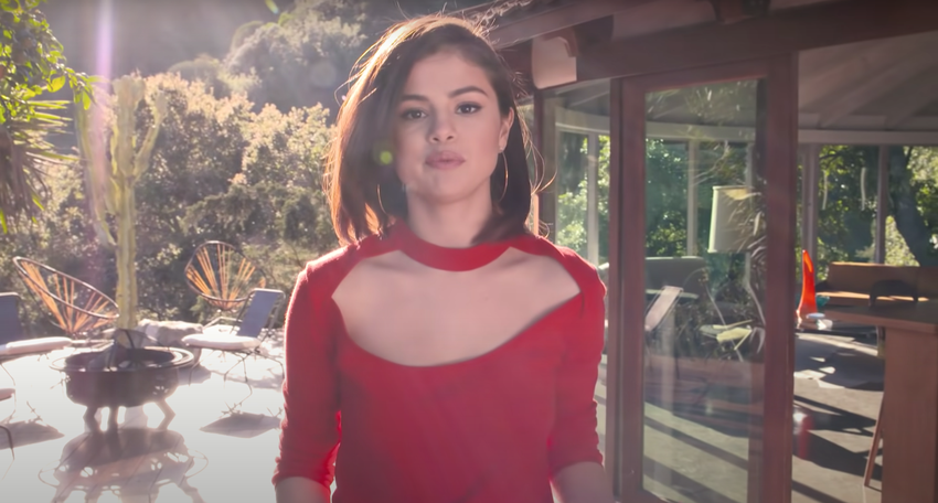 See Selena Gomez's 4.9 million dollar mansion - a place that helps her stay comfortably hidden, away from "inhaling drama" prosperous place - Photo 3.