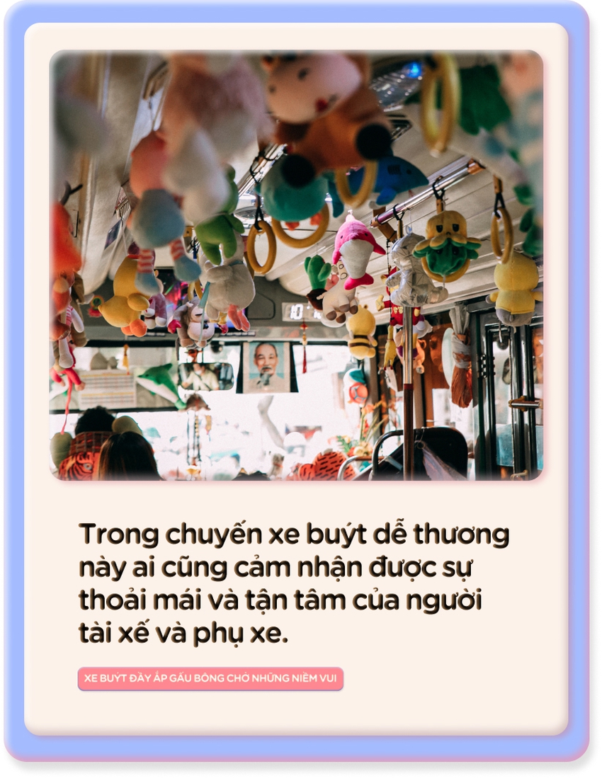 Chiếc xe buýt đầy ắp gấu bông đang nổi rần rần: Phụ xe là một cao thủ gắp thú chính hiệu - Ảnh 11.