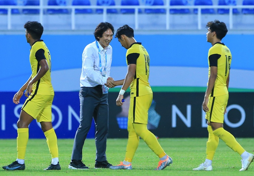 U23 Việt Nam kh&ocirc;ng ăn mừng d&ugrave; vượt qua bảng đấu kh&oacute;, gi&agrave;nh v&eacute; v&agrave;o tứ kết U23 ch&acirc;u &Aacute; 2022 - Ảnh 4.