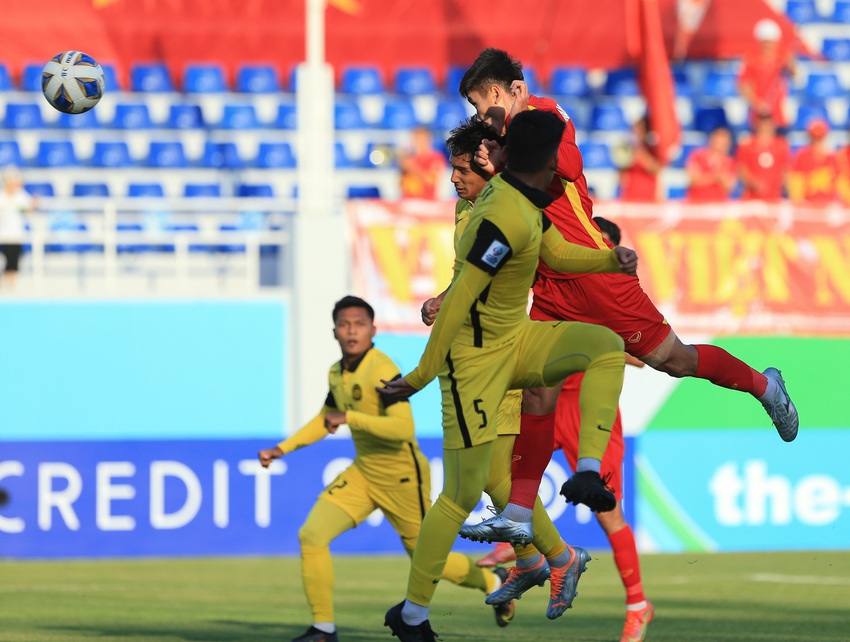 U23 Việt Nam không ăn mừng dù vượt qua bảng đấu khó, giành vé vào tứ kết U23 châu Á 2022 - Ảnh 9.