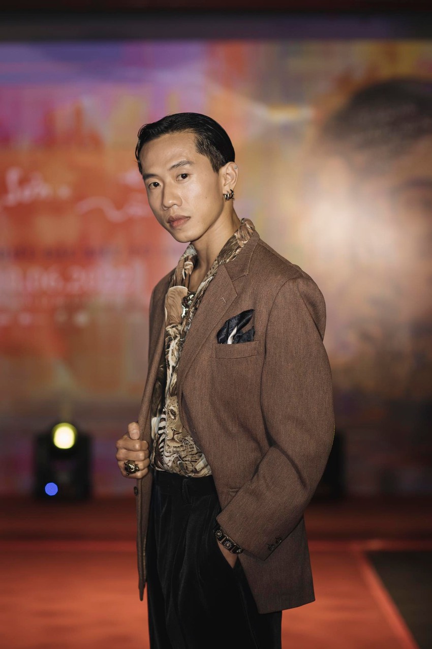 Hội n&agrave;ng thơ Em V&agrave; Trịnh đẹp nức nở đủ kiểu, mở tiệc nhan sắc ngay tr&ecirc;n thảm đỏ tại H&agrave; Nội - Ảnh 8.
