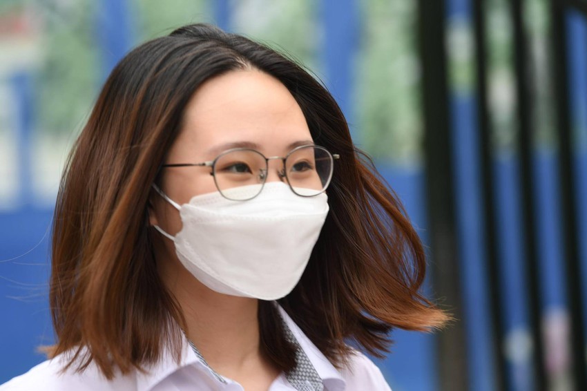 Chùm ảnh: Sĩ tử người cười toe, người nhảy chân sáo vì trúng tủ môn Văn, xem xong thấy yêu đời hẳn! - Ảnh 5.