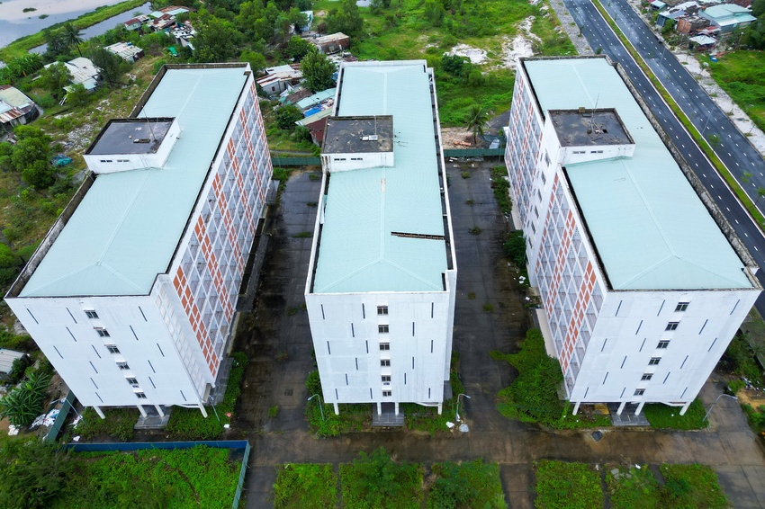 Bên trong ký túc xá sinh viên 700 tỷ bỏ hoang nằm chờ chuyển đổi thành nhà ở công nhân tại Đà Nẵng - Ảnh 15.