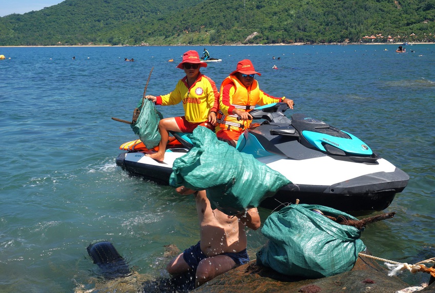 Chuyện những chiếc lưới ma bức tử san hô ở Đà Nẵng và nhóm phượt đáy biển, giải cứu đại dương - Ảnh 21.