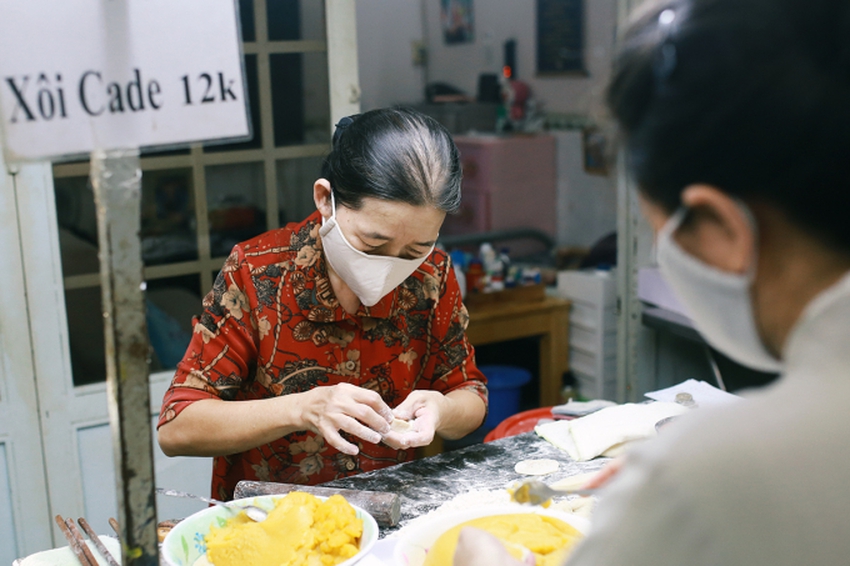 Xe bánh tiêu chảnh nhất Việt Nam: Mở bán nhưng 15 phút sau báo... hết bánh, bà chủ không trả lời bất kỳ câu hỏi nào! - Ảnh 1.