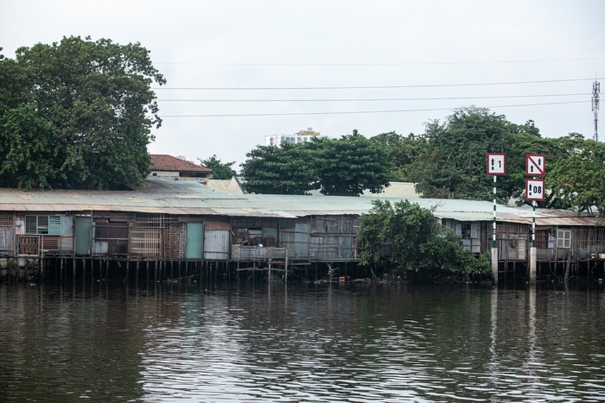 Cảnh hoang tàn sau vụ cháy dãy nhà ở quận 8 - Ảnh 13.