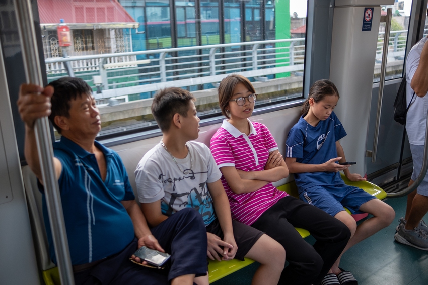Metro Nhổn - ga Hà Nội bắt đầu đón những vị khách đầu tiên, nhiều trải nghiệm vô cùng thú vị!- Ảnh 28.