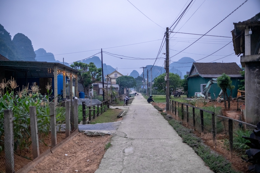 Lạ kỳ nơi người dân “sống vui với lũ” và chuyện nữ doanh nhân đứng sau những căn nhà “không bao giờ chìm” ở miền Trung- Ảnh 18.