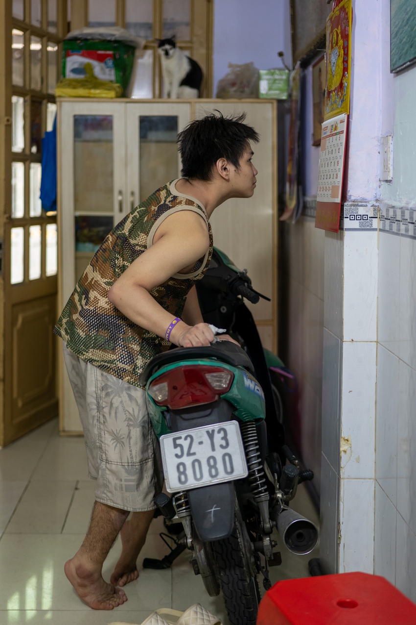 Nuôi đứa con bại não của cô gái quán bia suốt 25 năm, bà bán vé số đau đáu: "Phương ơi, con có còn sống không?"- Ảnh 15.